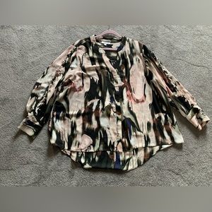 Jennifer Lopez blouse size 2x